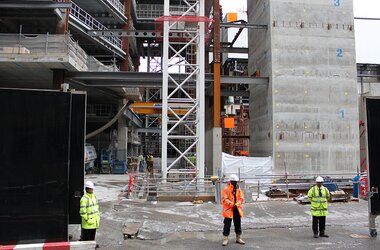 Den ännu oavslutade Shard-byggnaden i London 